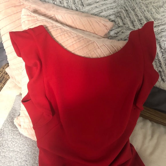 Dress - Picture 2 of 4